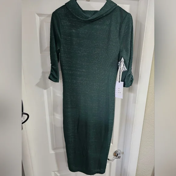 Unique Vintage Pinup Dress Brand New Size 6/8 M. Does stretch - Picture 2 of 7